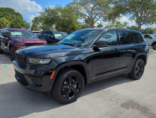 new 2024 Jeep Grand Cherokee car, priced at $36,175