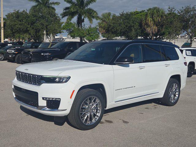 new 2025 Jeep Grand Cherokee L car, priced at $57,182