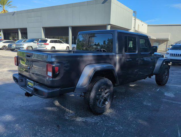 new 2024 Jeep Gladiator car, priced at $42,515