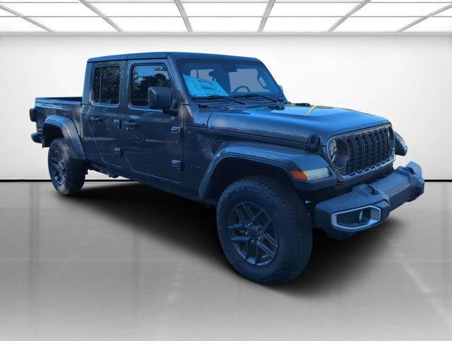 new 2024 Jeep Gladiator car, priced at $43,515