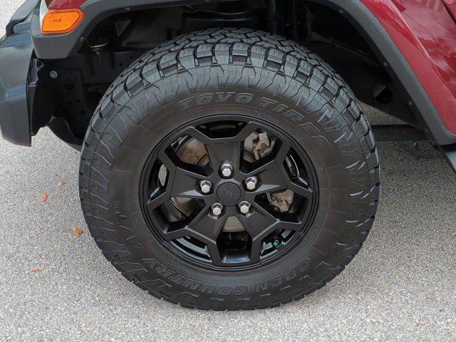 used 2021 Jeep Gladiator car, priced at $28,000