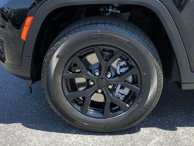 new 2025 Jeep Grand Cherokee L car, priced at $39,900
