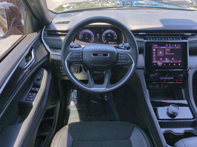 new 2025 Jeep Grand Cherokee L car, priced at $39,900