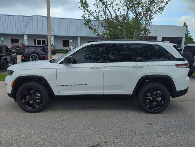 new 2024 Jeep Grand Cherokee car, priced at $57,640