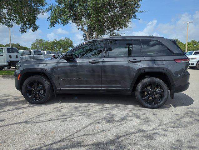 new 2024 Jeep Grand Cherokee car, priced at $36,600