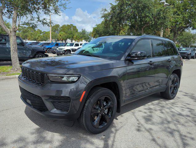 new 2024 Jeep Grand Cherokee car, priced at $36,600