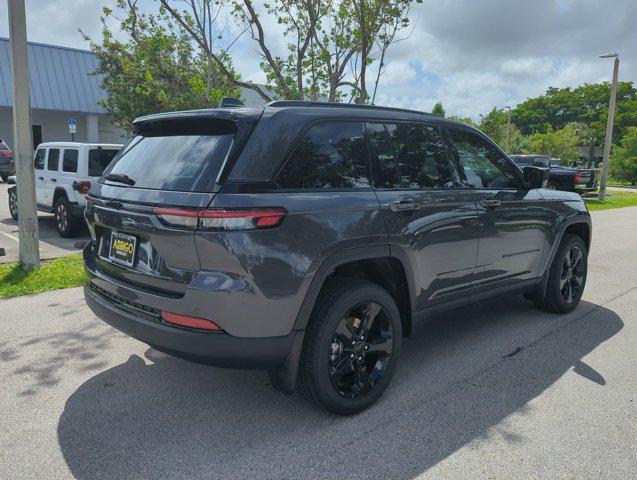 new 2024 Jeep Grand Cherokee car, priced at $36,600