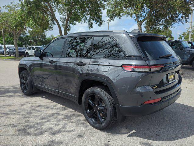 new 2024 Jeep Grand Cherokee car, priced at $36,600