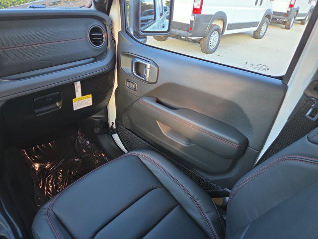 new 2026 Jeep Gladiator car, priced at $60,550