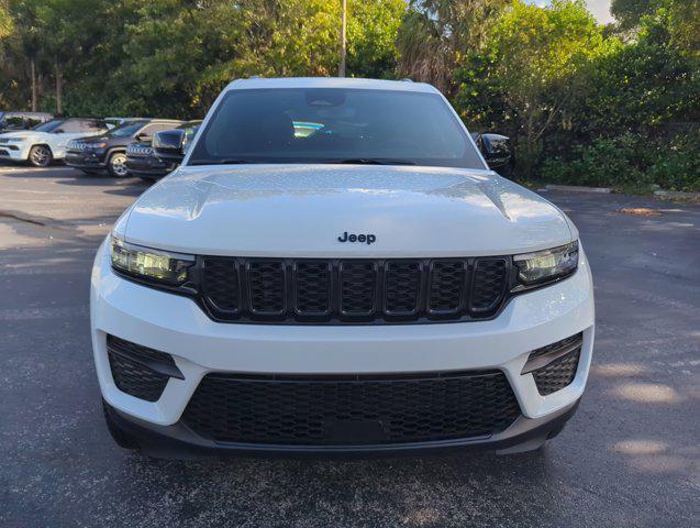 new 2024 Jeep Grand Cherokee car, priced at $36,005