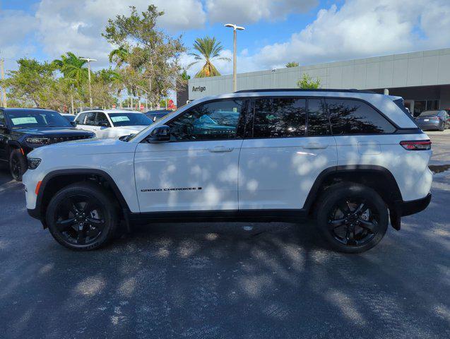 new 2024 Jeep Grand Cherokee car, priced at $36,005