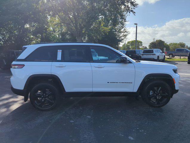 new 2024 Jeep Grand Cherokee car, priced at $36,005