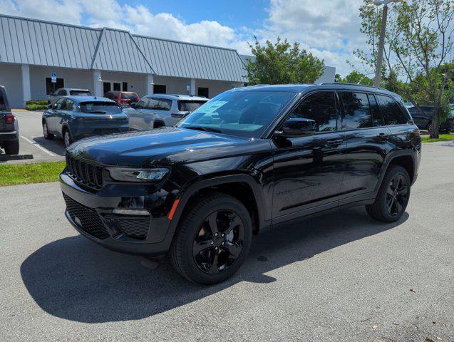 new 2024 Jeep Grand Cherokee car, priced at $41,795