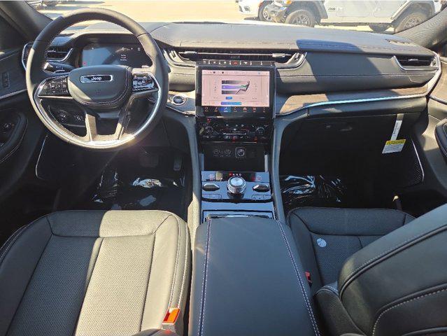 new 2025 Jeep Grand Cherokee car, priced at $51,536