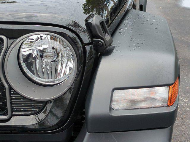 new 2025 Jeep Wrangler car, priced at $41,512