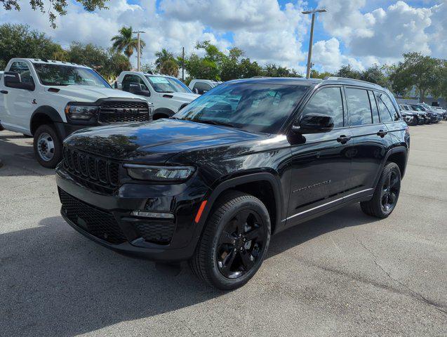 new 2024 Jeep Grand Cherokee car, priced at $40,500