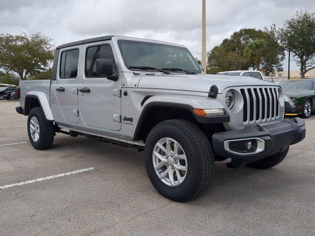 new 2023 Jeep Gladiator car, priced at $41,092