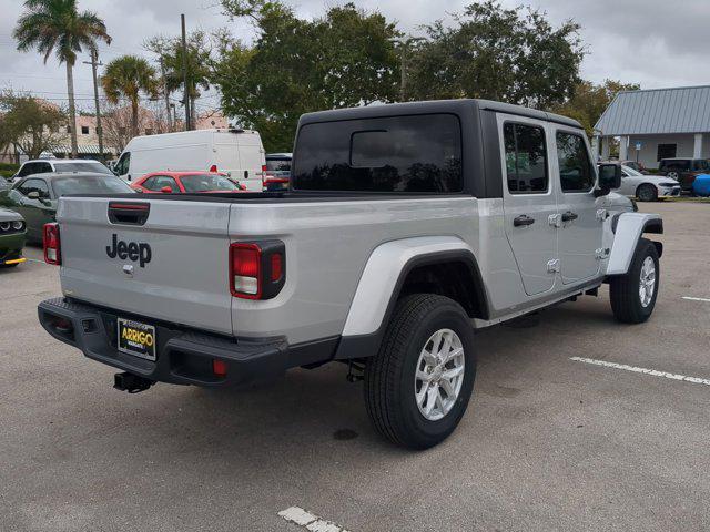 new 2023 Jeep Gladiator car, priced at $41,092