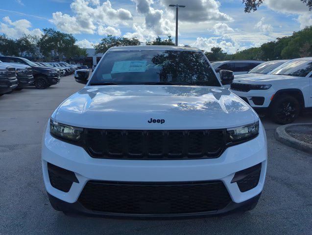 new 2024 Jeep Grand Cherokee car, priced at $35,580