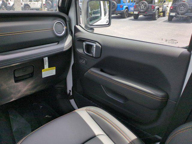 new 2025 Jeep Wrangler car, priced at $51,990