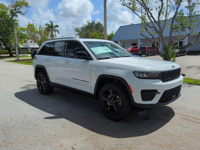 new 2024 Jeep Grand Cherokee car, priced at $35,580