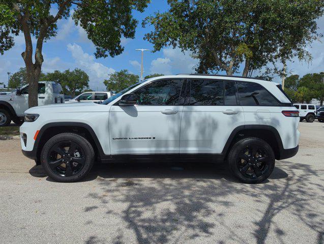 new 2024 Jeep Grand Cherokee car, priced at $35,580