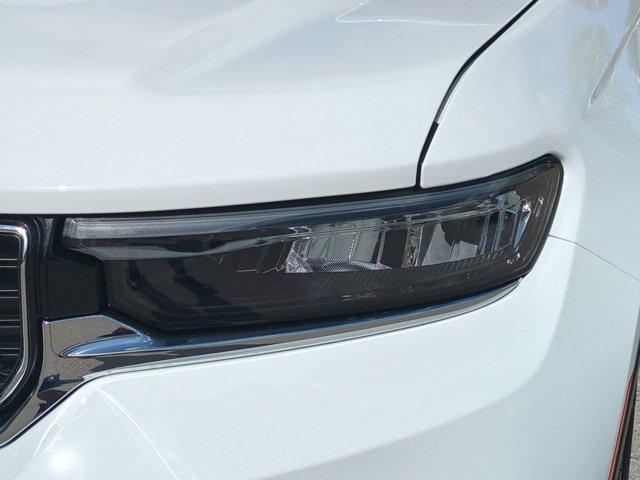 new 2025 Jeep Grand Cherokee car, priced at $38,410