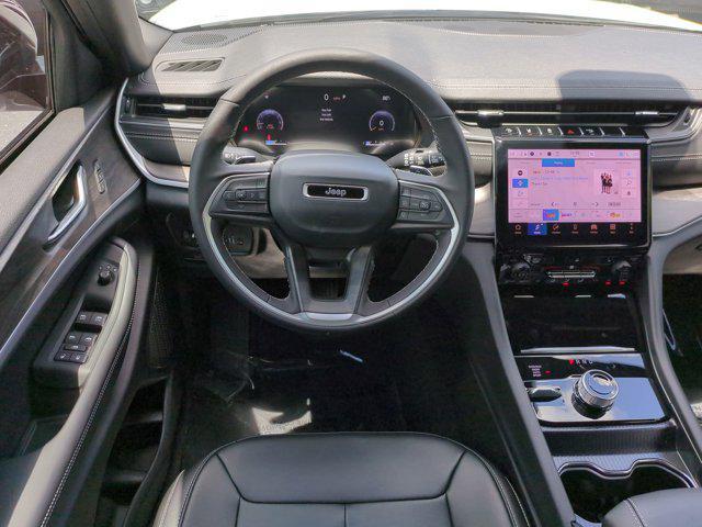 new 2025 Jeep Grand Cherokee L car, priced at $41,535