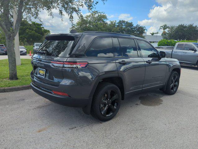 new 2024 Jeep Grand Cherokee car, priced at $36,600