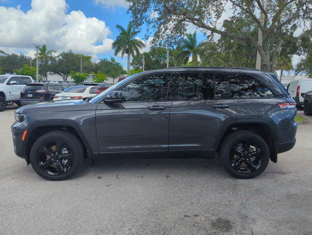 new 2024 Jeep Grand Cherokee car, priced at $36,600