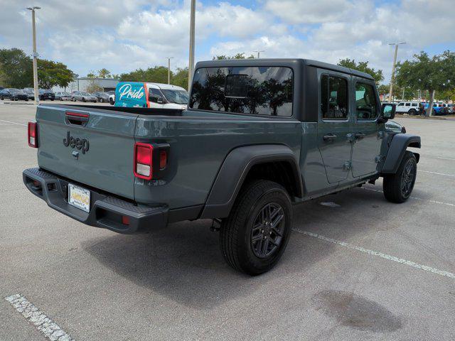 new 2025 Jeep Gladiator car, priced at $38,073