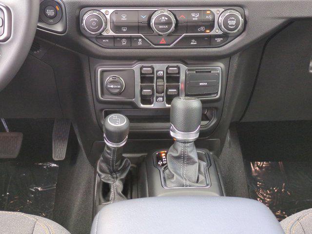 new 2025 Jeep Gladiator car, priced at $38,073