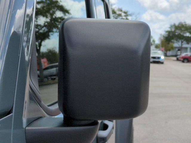 new 2025 Jeep Gladiator car, priced at $38,073