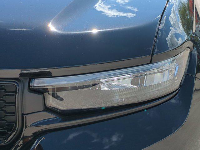 new 2025 Jeep Grand Cherokee car, priced at $35,988