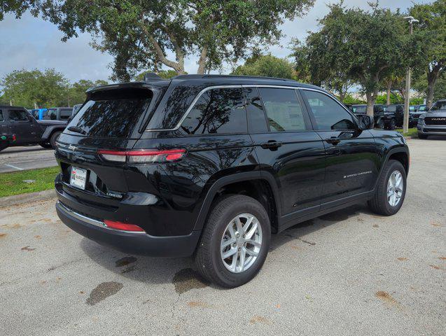 new 2025 Jeep Grand Cherokee car, priced at $34,175