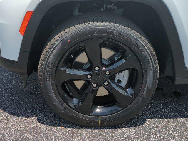 new 2025 Jeep Grand Cherokee L car, priced at $39,083