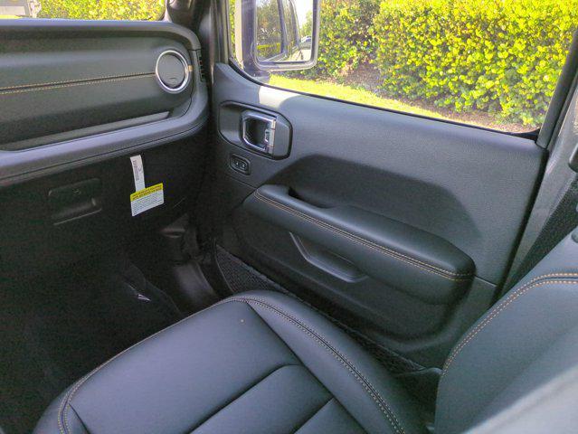 new 2025 Jeep Wrangler car, priced at $48,290