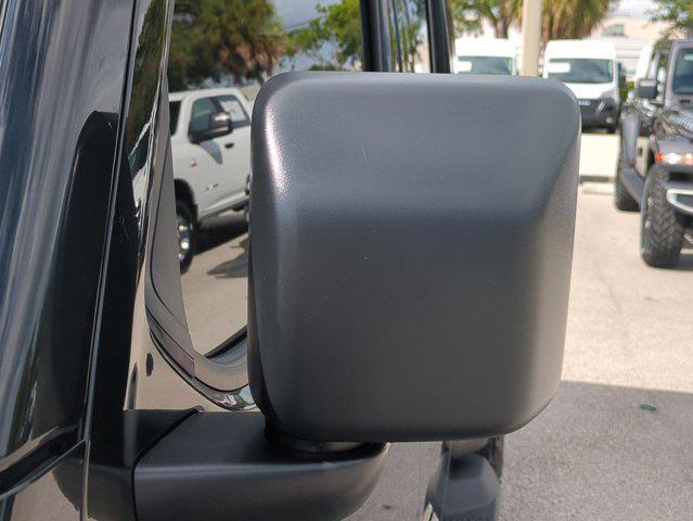 new 2025 Jeep Gladiator car, priced at $41,655