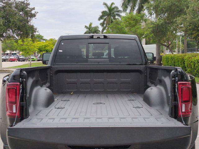 new 2025 Ram 3500 car, priced at $86,401