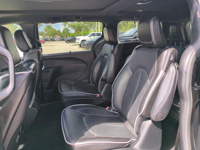 used 2022 Chrysler Pacifica Hybrid car, priced at $29,500