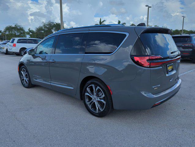 new 2024 Chrysler Pacifica car, priced at $56,425