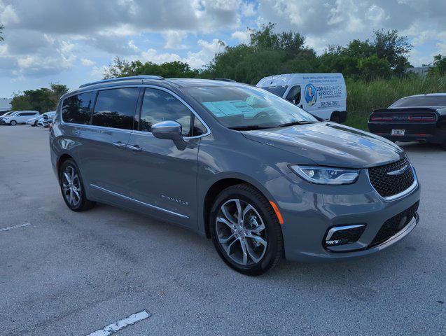 new 2024 Chrysler Pacifica car, priced at $56,425