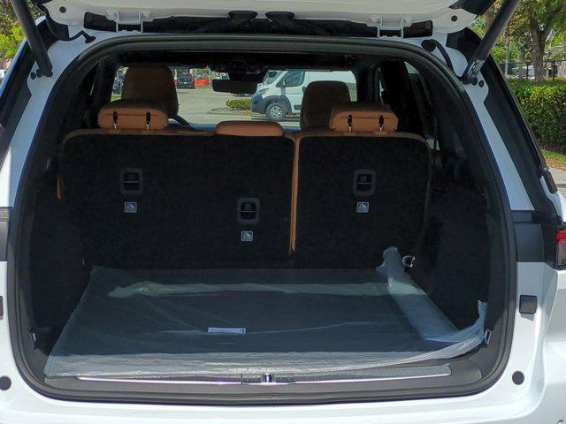 new 2025 Jeep Grand Cherokee car, priced at $54,268