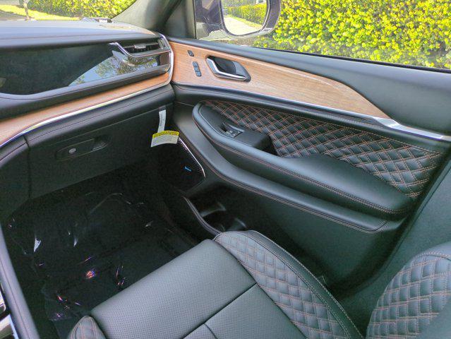 new 2025 Jeep Grand Cherokee car, priced at $61,622