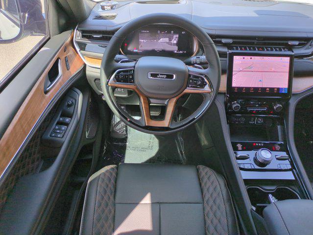 new 2025 Jeep Grand Cherokee car, priced at $61,622