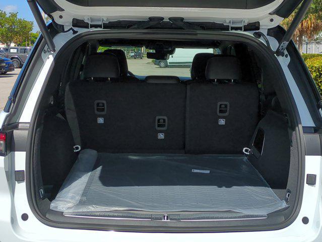 new 2025 Jeep Grand Cherokee car, priced at $61,622