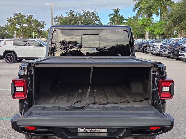 used 2022 Jeep Gladiator car, priced at $34,506