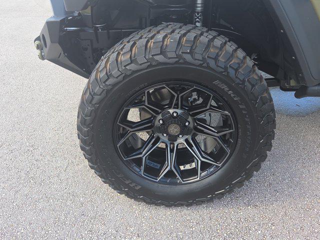 new 2025 Jeep Wrangler car, priced at $75,693