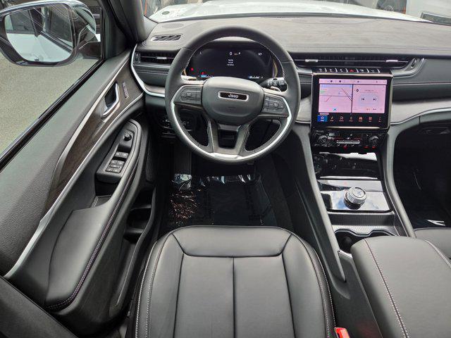 new 2025 Jeep Grand Cherokee L car, priced at $37,117