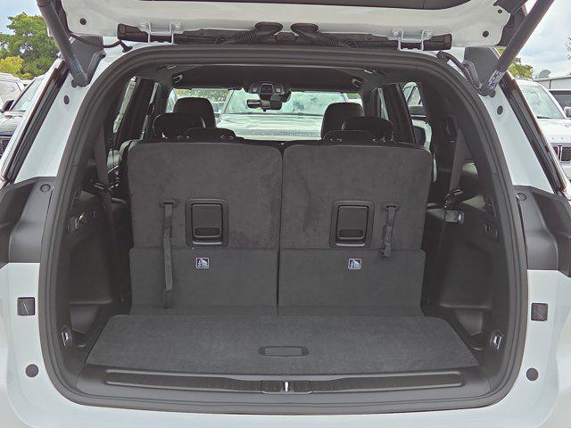 new 2025 Jeep Grand Cherokee L car, priced at $37,117